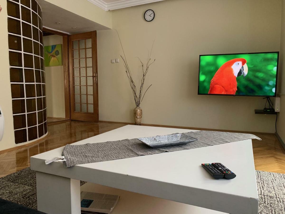 Central Apartment With City View 普里兹伦 外观 照片